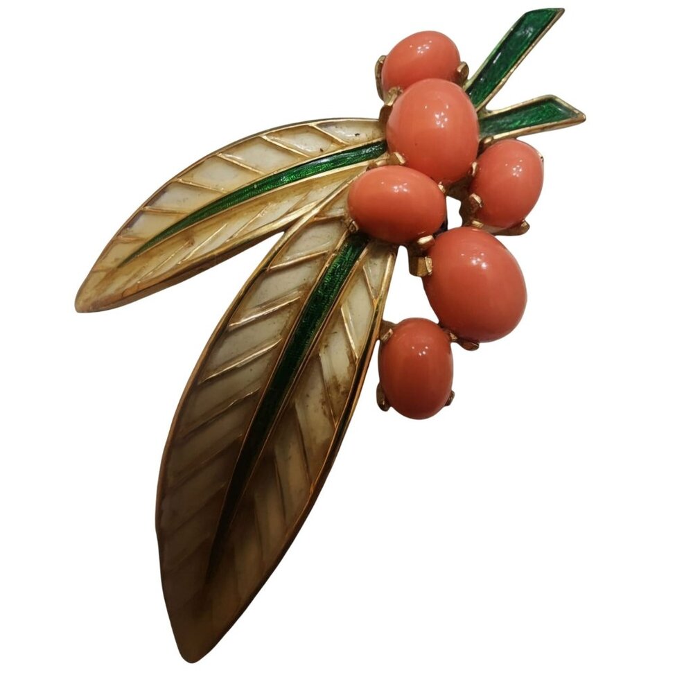 Vintage Rare Trifari L'Orient Coral Berries And Leaf Brooch (A4580)